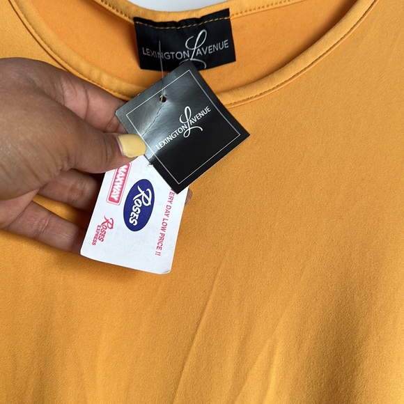 Yellow Dress - Picture 3 of 3